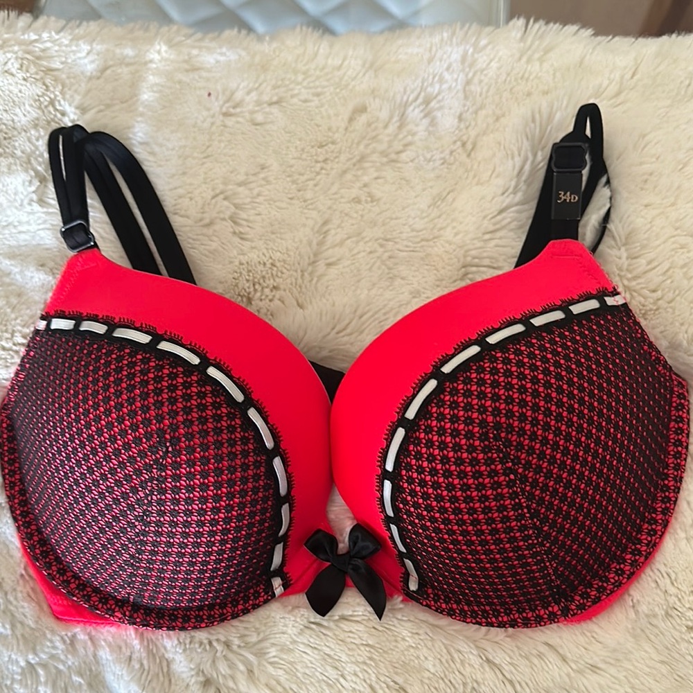 Very Sexy Push Up Bra